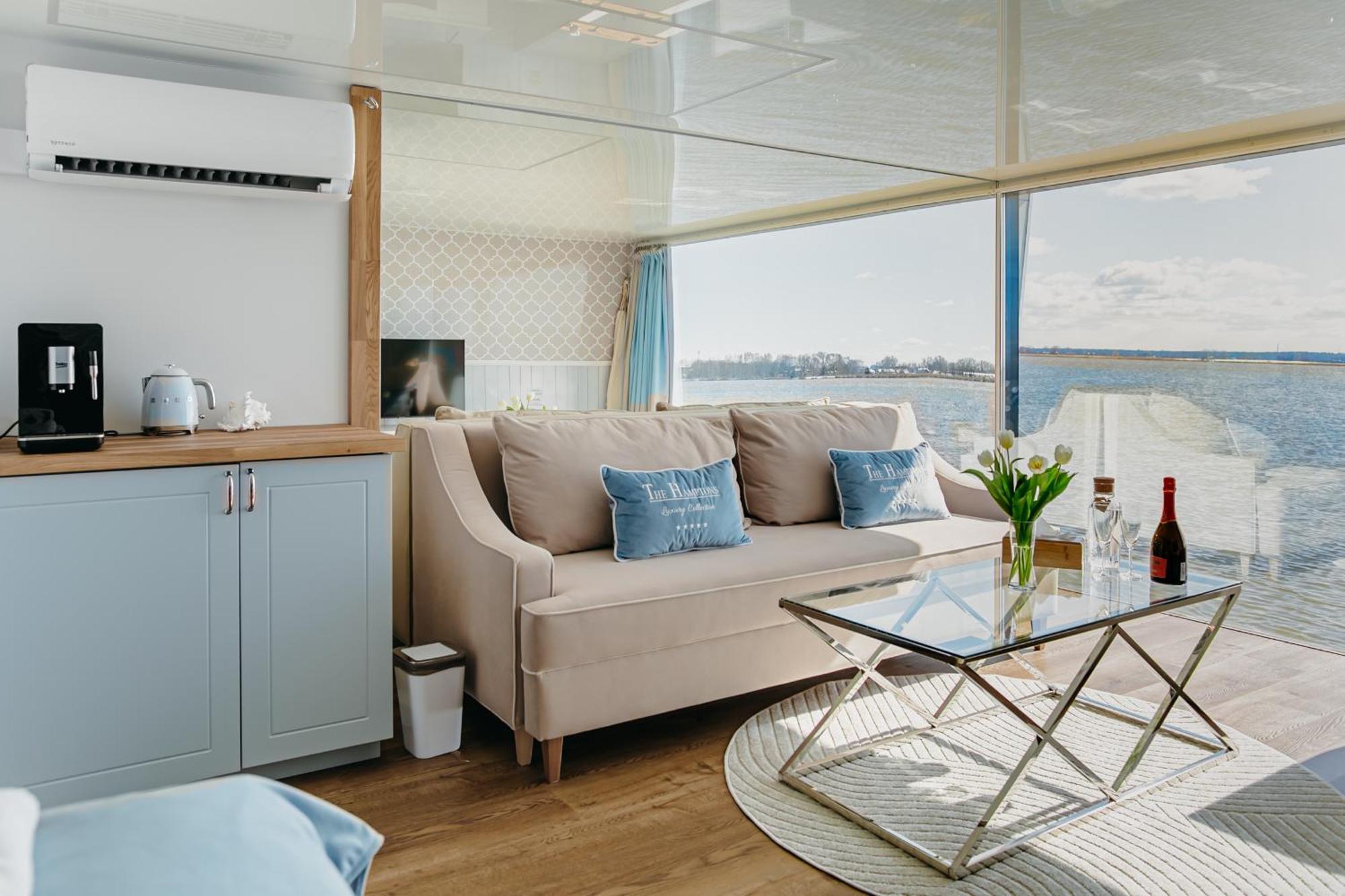 Grand Ht Houseboats - Domki Na Wodzie - Sauna, Jacuzzi, Kominek Mielno  Phòng bức ảnh
