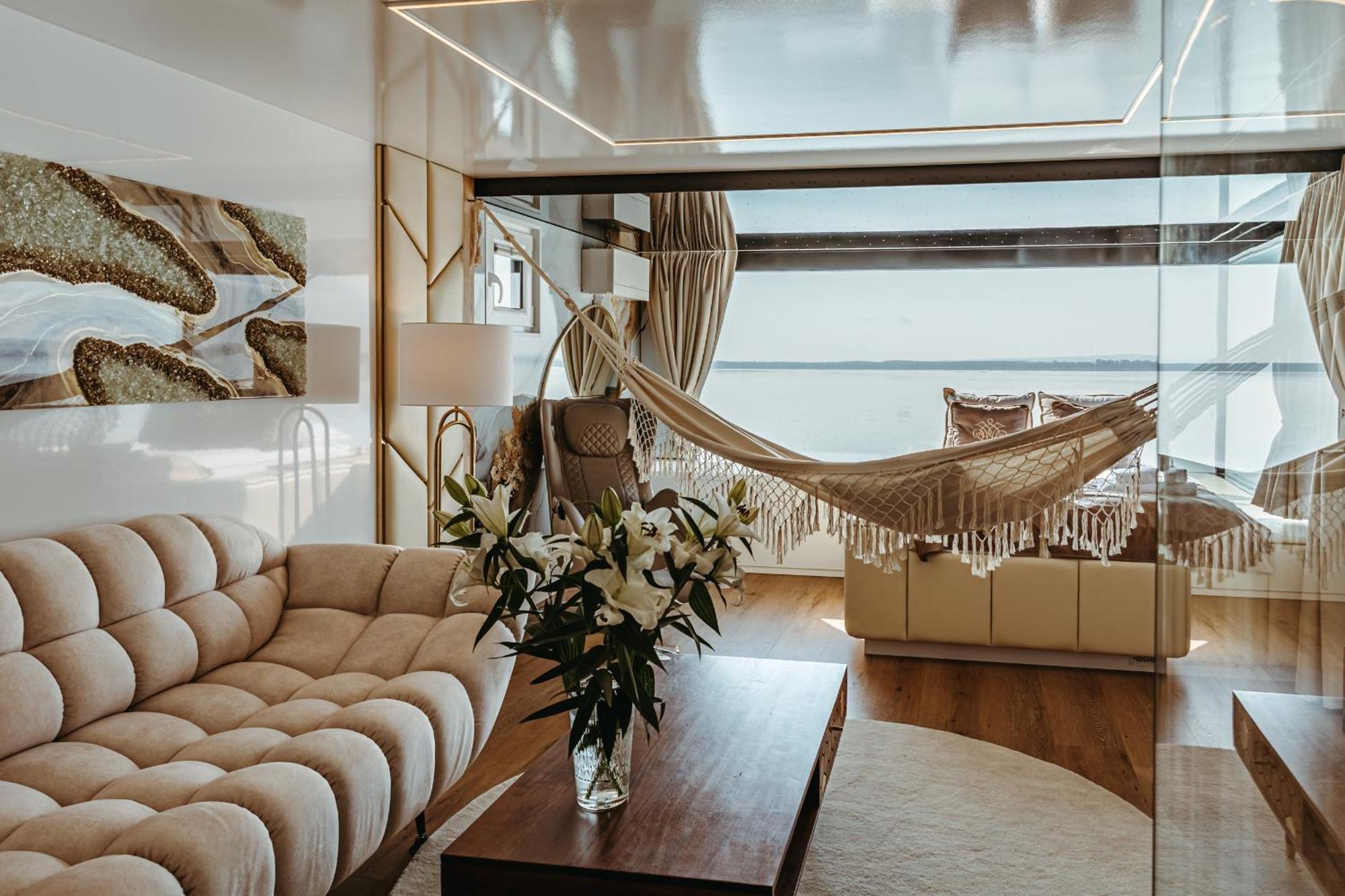 Grand Ht Houseboats - Domki Na Wodzie - Sauna, Jacuzzi, Kominek Mielno  Phòng bức ảnh