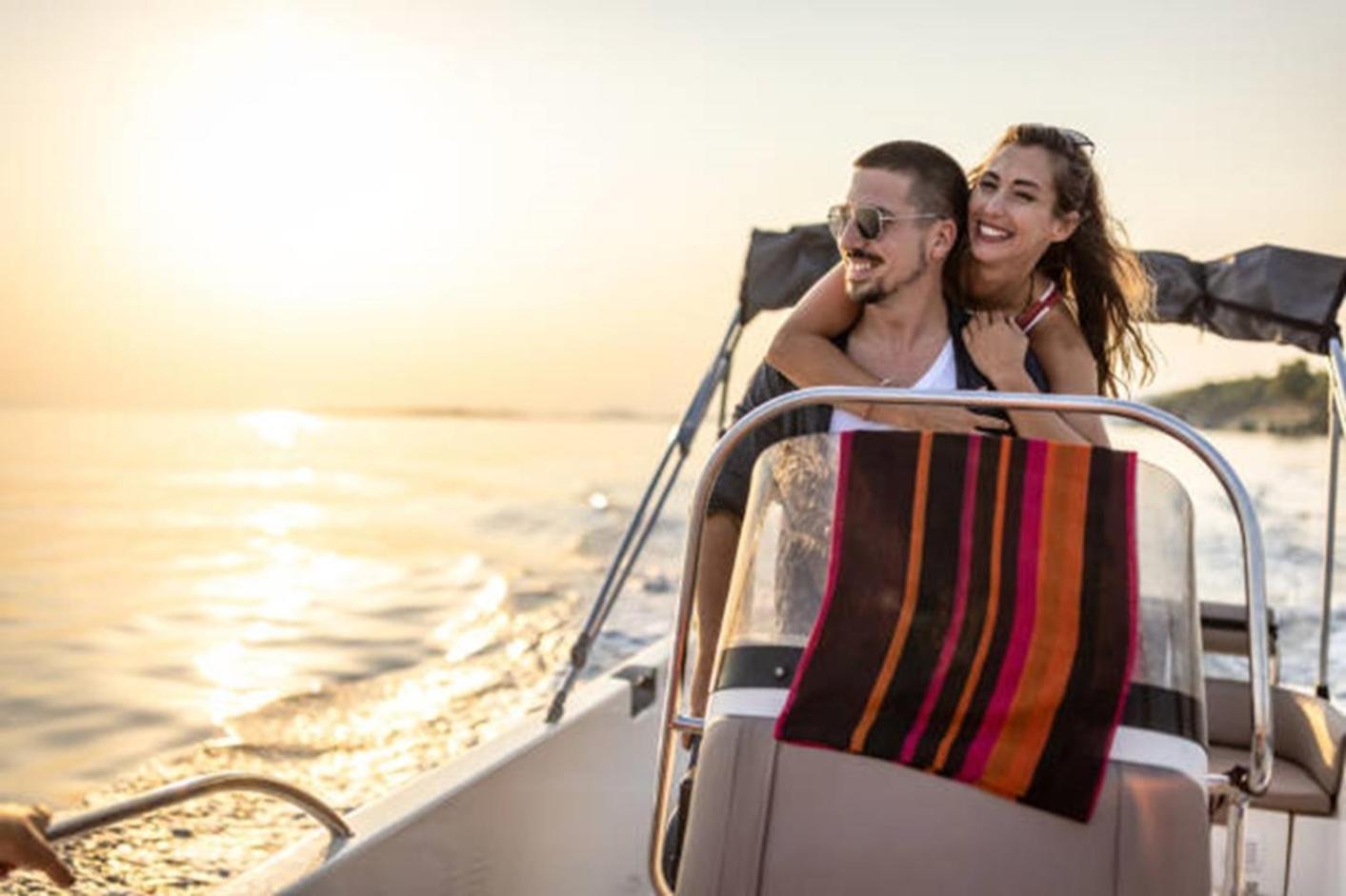 Grand Ht Houseboats - Domki Na Wodzie - Sauna, Jacuzzi, Kominek Mielno  Ngoại thất bức ảnh